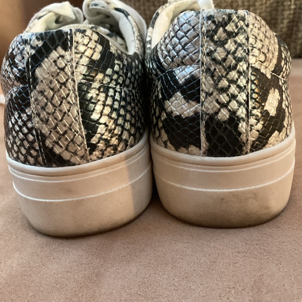 Aldo Python Print Sneakers Size 7.5 Ultra Comfy - image 7